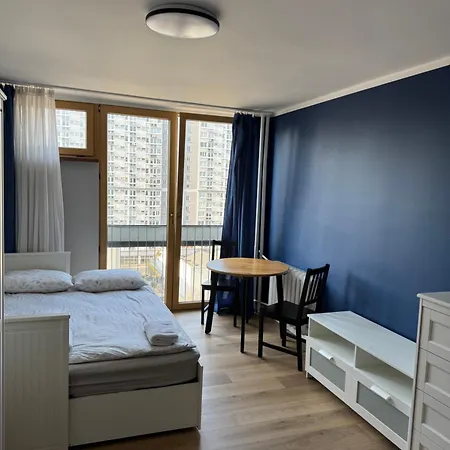 Apartment Chlodna 11 By Stayhik Warsaw